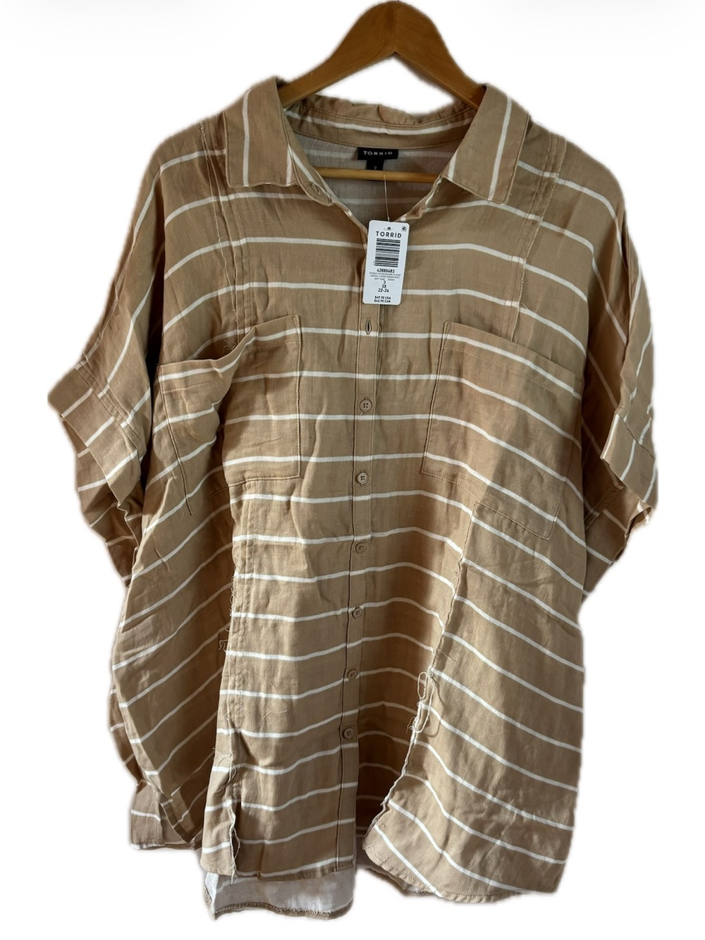 NWT Torrid Casual Short-Sleeve Button-Up Shirt Beige Stripe